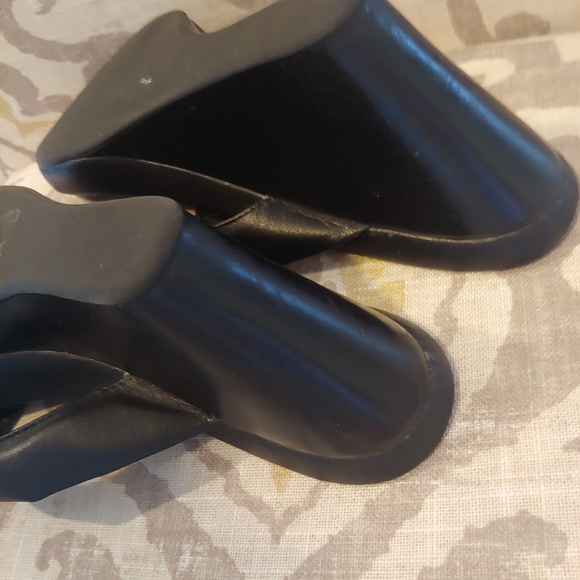 Almost new Also Black Sandels - Picture 2 of 5